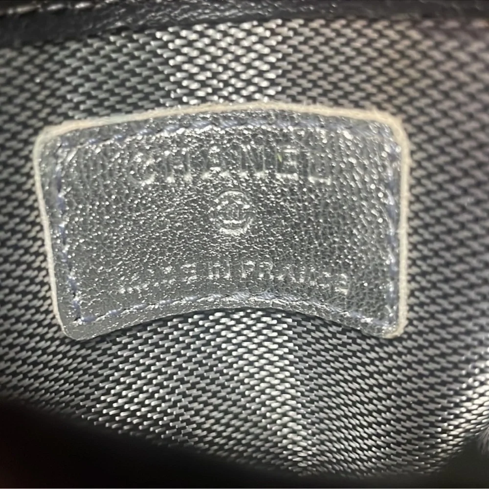 CHANEL BLACK QUILTED LAMBSKIN CARDHOLDER WALLET
